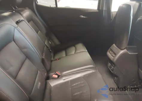 2018 Chevrolet Equinox Premier z USA, uszkodzony, nr VIN 2GNAXVEV0J6269410